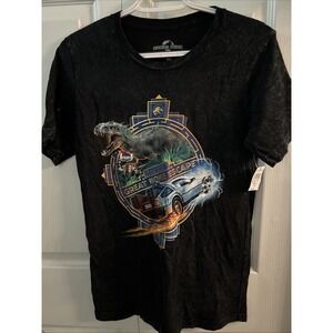 NWT Universal Studios City Walk Great Movie Escape‎ Tshirt XS